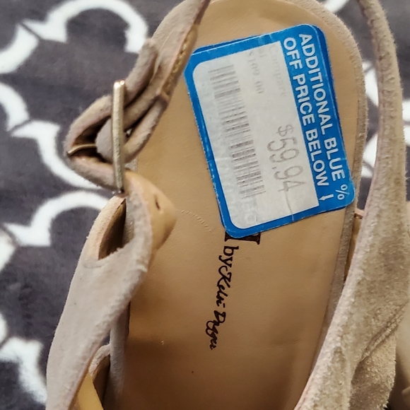 Wedges - Picture 4 of 4